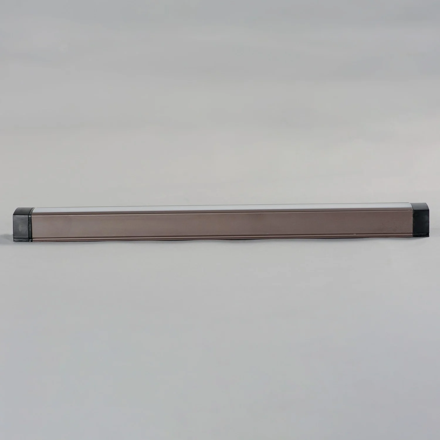 CounterMax 12 in Integrated LED Under Cabinet Light, Bronze - Image 3
