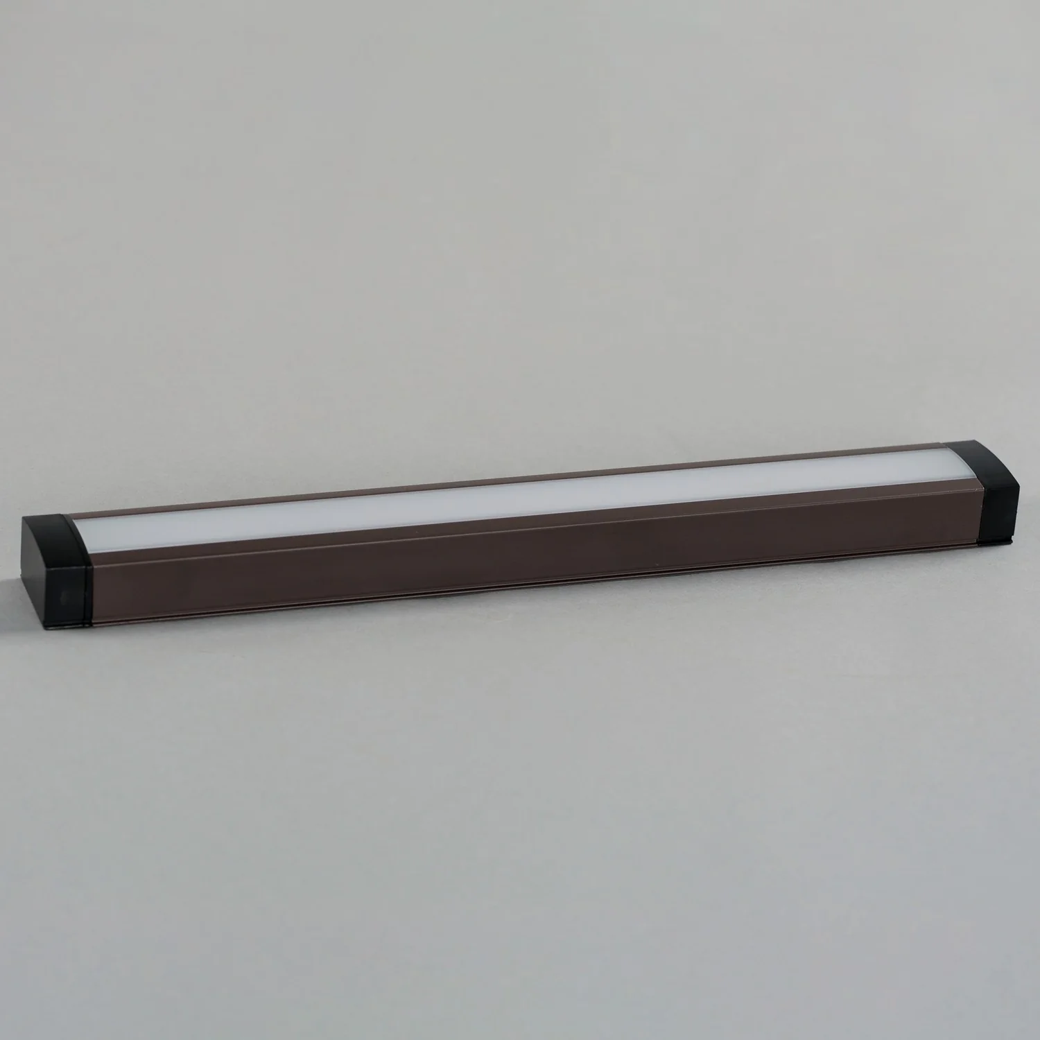 CounterMax 12 in Integrated LED Under Cabinet Light, Bronze - Image 4