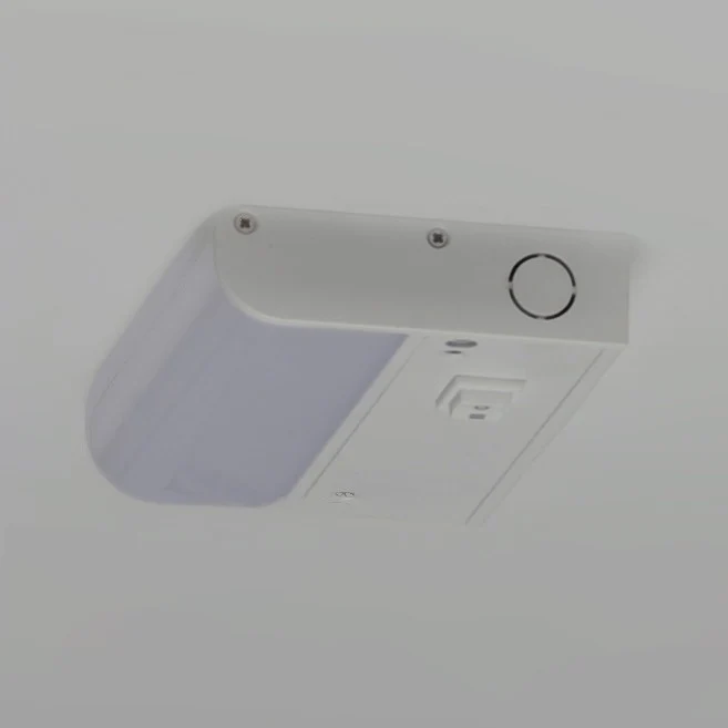 CounterMax 6 in Integrated LED Under Cabinet Light, White - Image 4