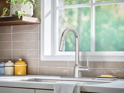 Chateau Pull-Down Kitchen Faucet, Chrome - Image 3