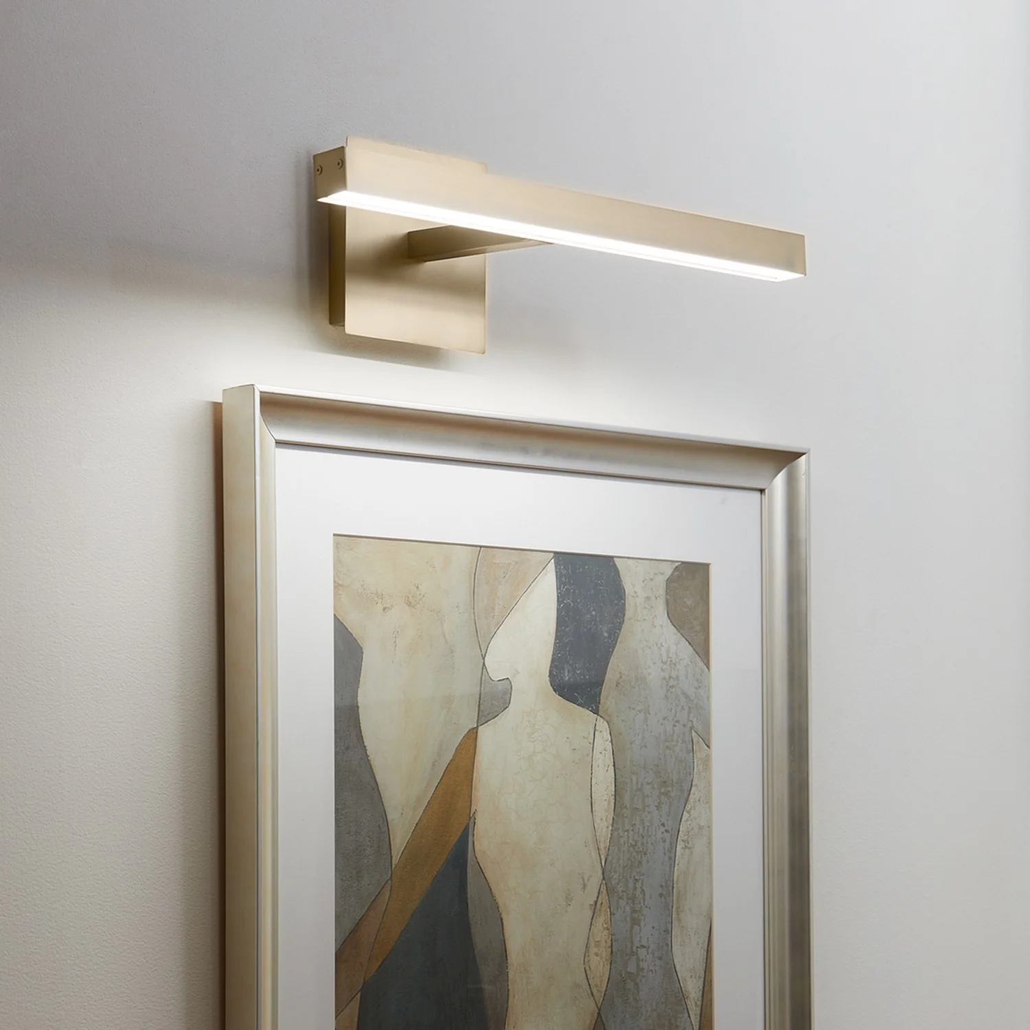 18 in Integrated LED Picture Light, Aged Brass - Image 5